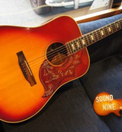 商品入荷情報！！激得！　Gibson Hummingbird　Custom 　ギターの買取は当店へお任せください！！