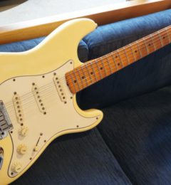 Fender 	Yngwie Malmsteen Model